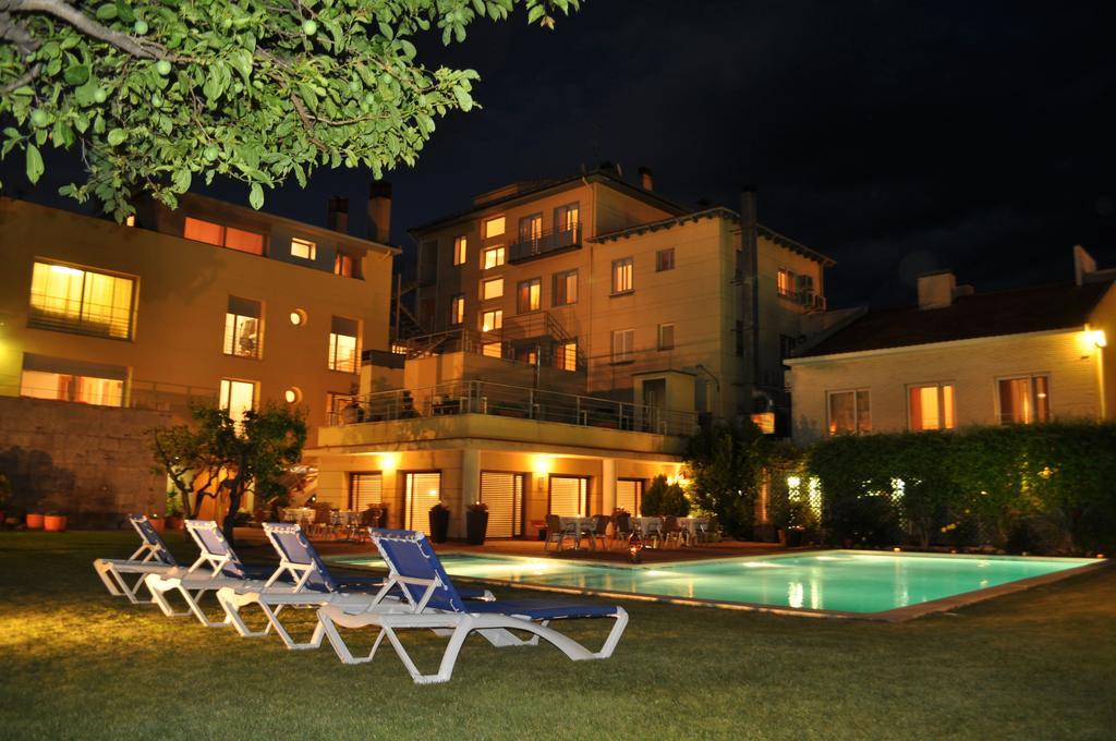 Hotel Sole Pobla de Segur Exteriör bild