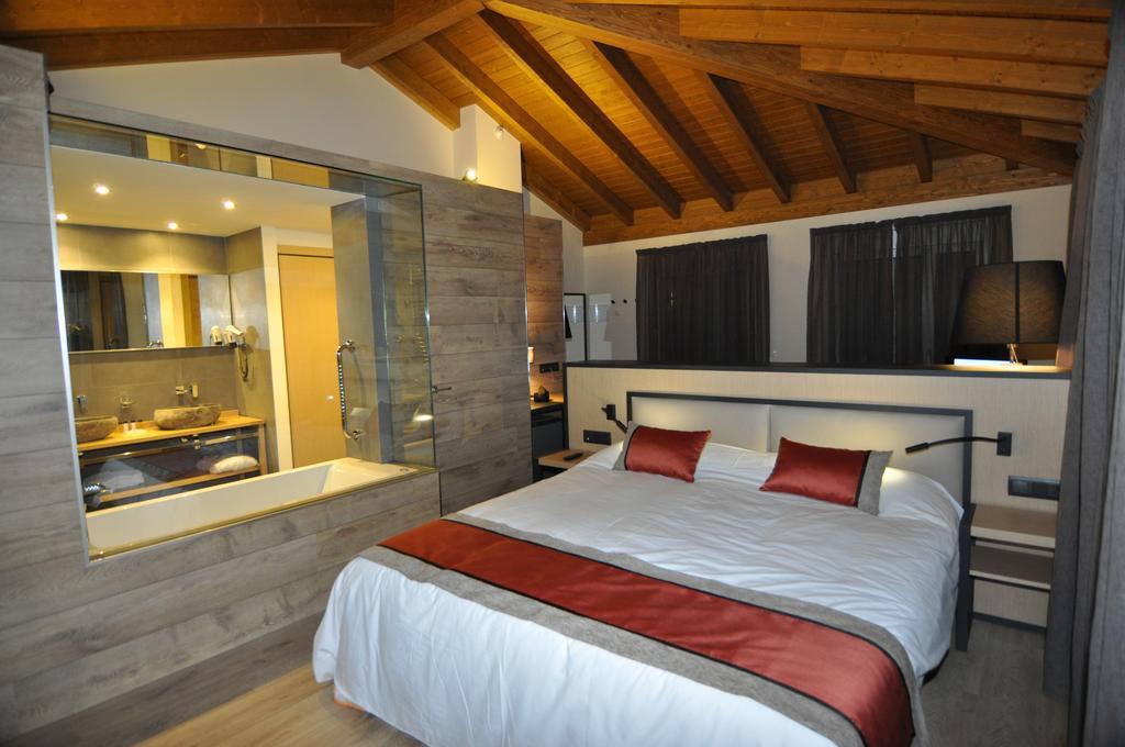 Hotel Sole Pobla de Segur Rum bild